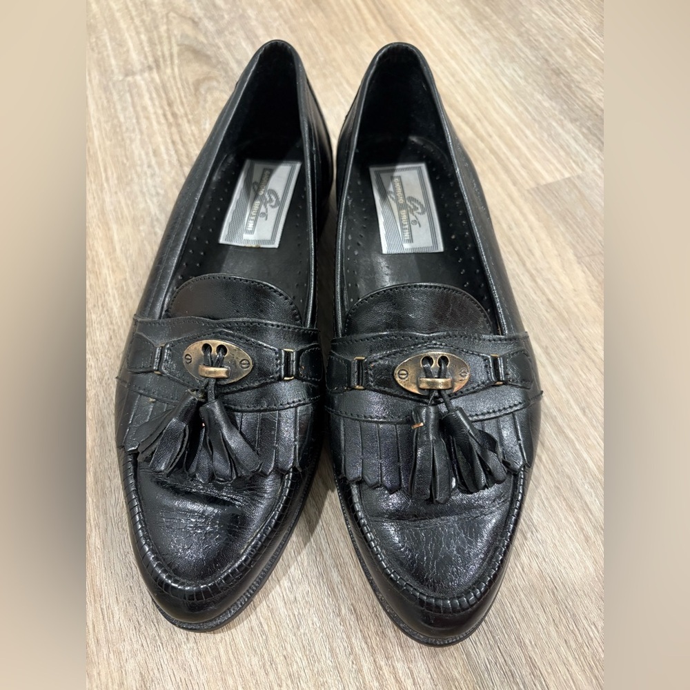Vintage Georgio Brutini Black Leather Tassel Loafers – Men’s 8 / Women’s 9.5-10